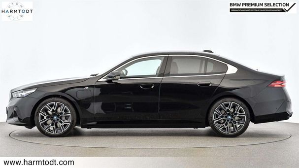 BMW 550 e xDrive 359 kW image number 5