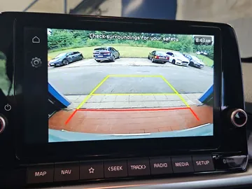 Car image 19