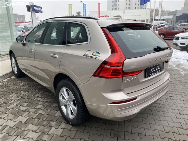 Volvo XC60 B4 Core 145 kW image number 5