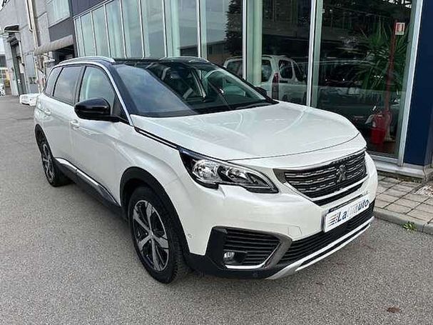 Peugeot 5008 BlueHDi 130 EAT8 Allure 96 kW image number 2