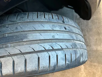 Car image 48
