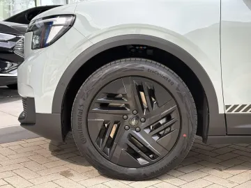 Car image 41