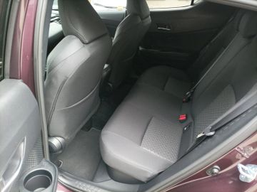 Car image 22