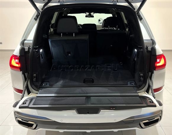 BMW X7 M50i xDrive 390 kW image number 26