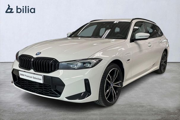 BMW 330e Touring xDrive 216 kW image number 1