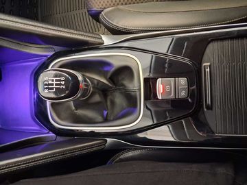 Car image 22
