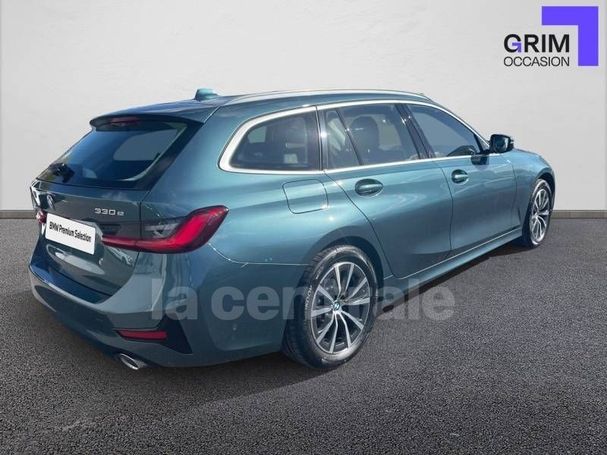 BMW 330 Touring xDrive 215 kW image number 2