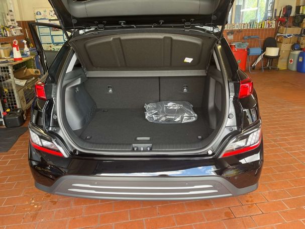 Hyundai Kona 100 kW image number 12