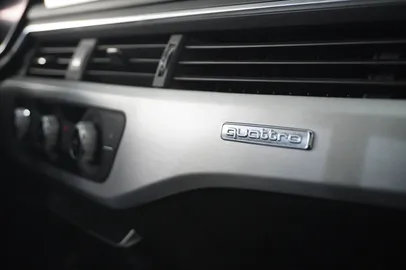 Car image 48