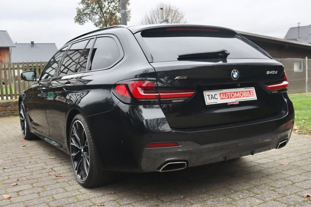 BMW 540d Touring M Sport xDrive 250 kW image number 13