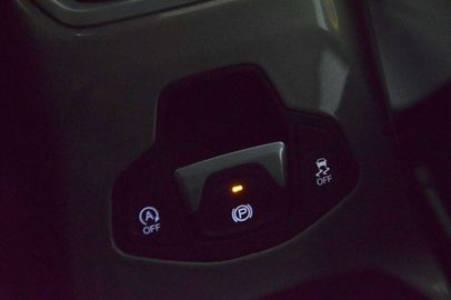 Car image 36