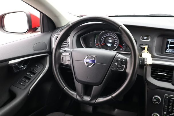 Volvo V40 D2 Geartronic Kinetic 90 kW image number 16