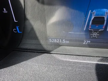 Car image 32