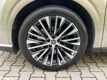 Car image 35