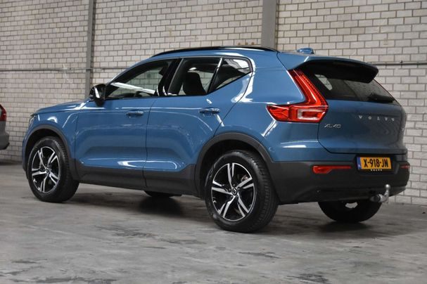 Volvo XC40 B3 Plus Dark 120 kW image number 24