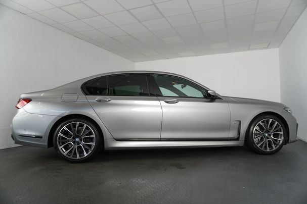 BMW 730d xDrive M Sport 210 kW image number 7