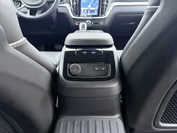 Car image 48