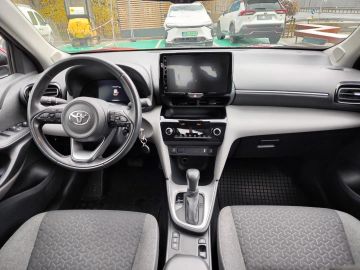 Car image 10