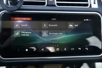 Car image 34