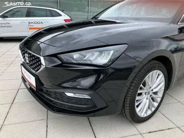 Car image 30