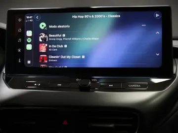 Car image 42