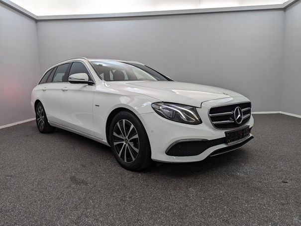 Mercedes-Benz E 220 d T 4Matic 143 kW image number 2