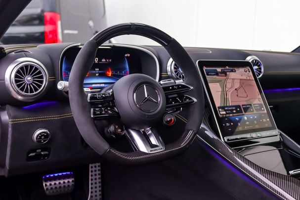 Mercedes-Benz GT 63 4Matic+ AMG 430 kW image number 26