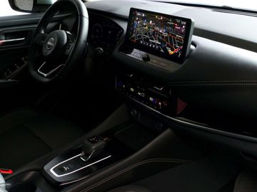 Car image 30