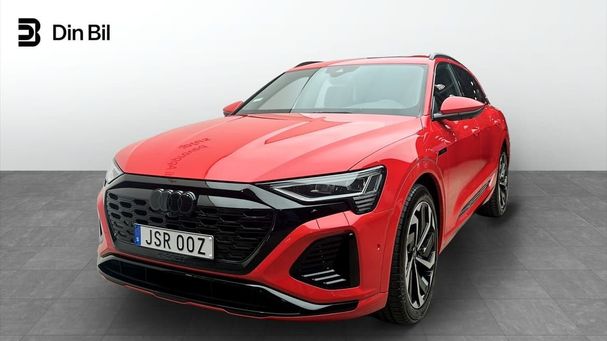 Audi Q8 55 quattro e-tron S-line 304 kW image number 1