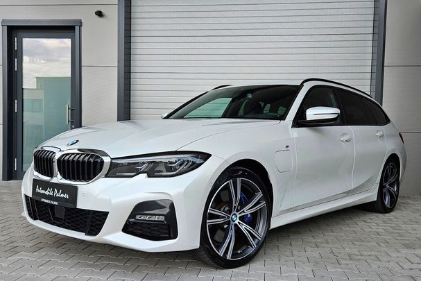 BMW 330 Touring e M Sport xDrive 215 kW image number 1