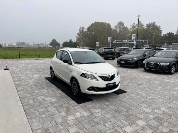 Lancia Ypsilon 51 kW image number 2