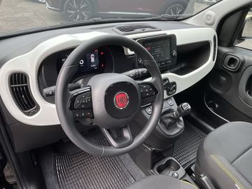 Car image 12