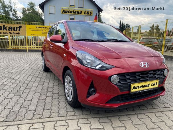 Hyundai i10 1.0 Select 49 kW image number 2