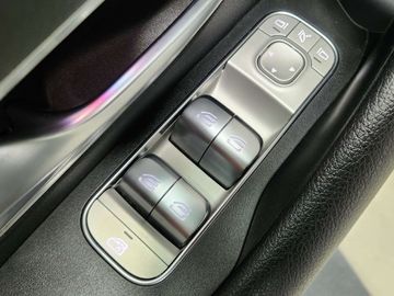 Car image 36