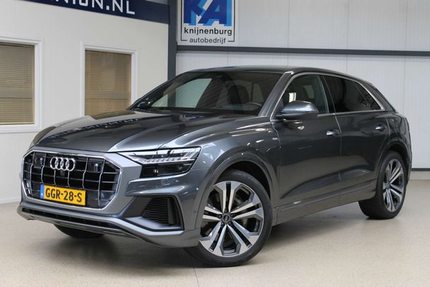 Audi Q8 55 TFSIe quattro 280 kW image number 2