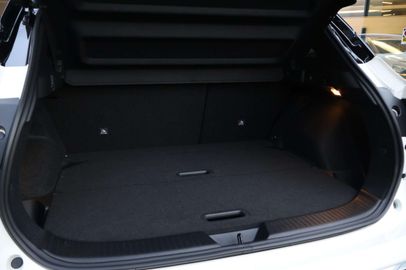 Car image 36