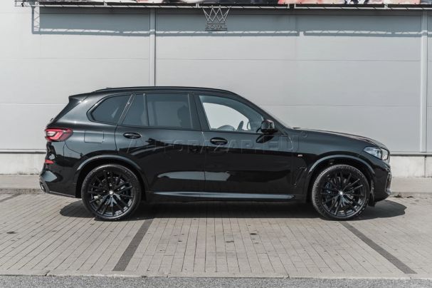 BMW X5 M50i xDrive 390 kW image number 5