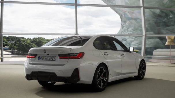 BMW 330i xDrive 180 kW image number 6