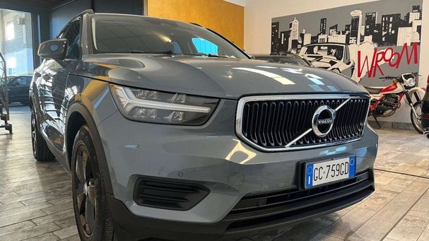 Volvo XC40 D3 AWD Geartronic 110 kW image number 2