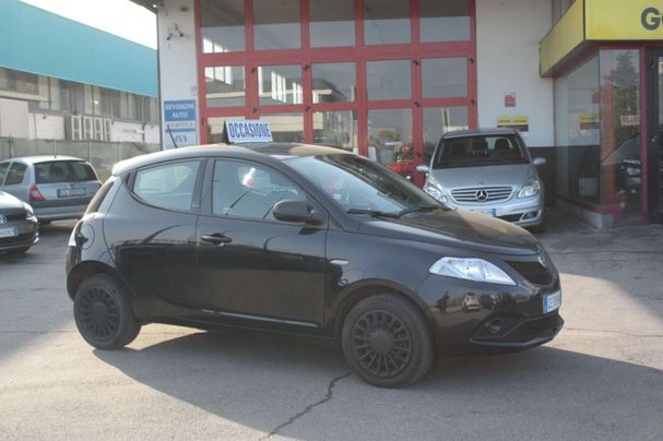 Lancia Ypsilon 51 kW image number 6