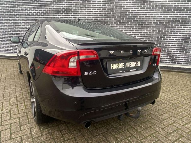 Volvo S60 T3 Kinetic 110 kW image number 4