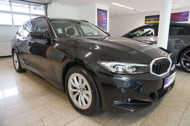 BMW 320d Touring xDrive 140 kW image number 2