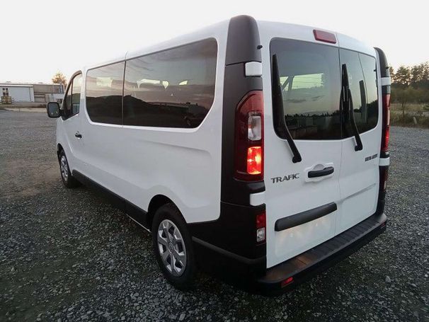 Renault Trafic Blue dCi 110 81 kW image number 2