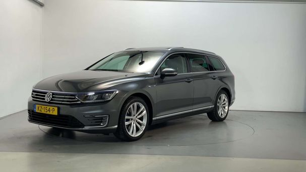 Volkswagen Passat GTE DSG 160 kW image number 1