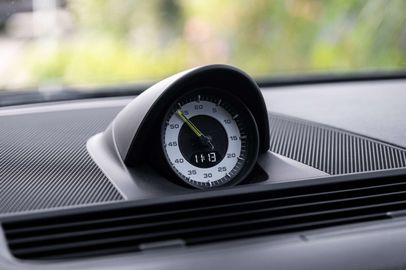 Car image 31