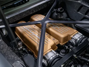 Car image 48