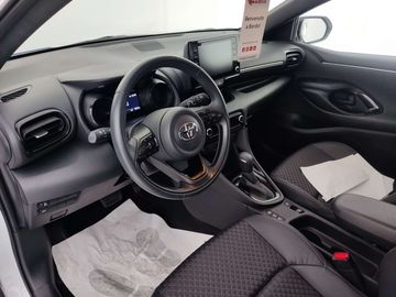 Car image 14