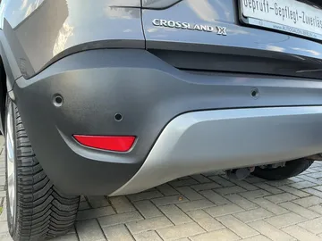 Car image 44