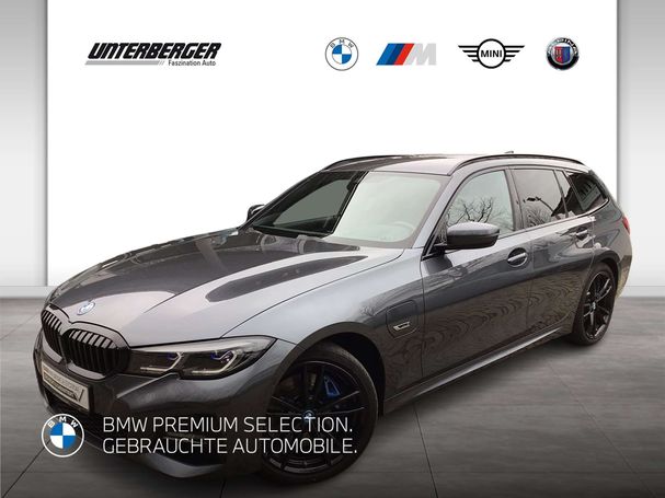 BMW 330e Touring 215 kW image number 1