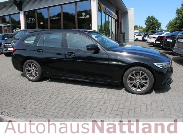 BMW 320d Touring Sport Line 140 kW image number 3